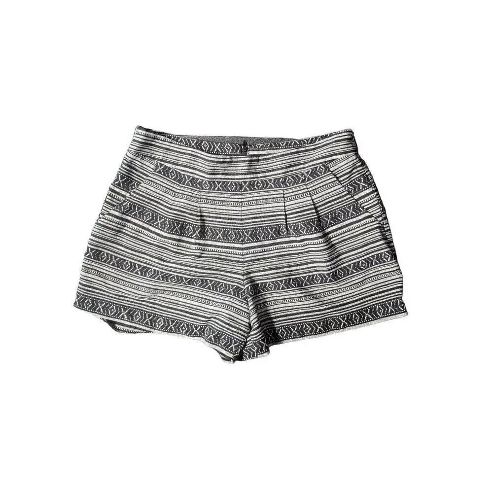 A. Byer Woven Aztec Print Shorts Women's Size 7